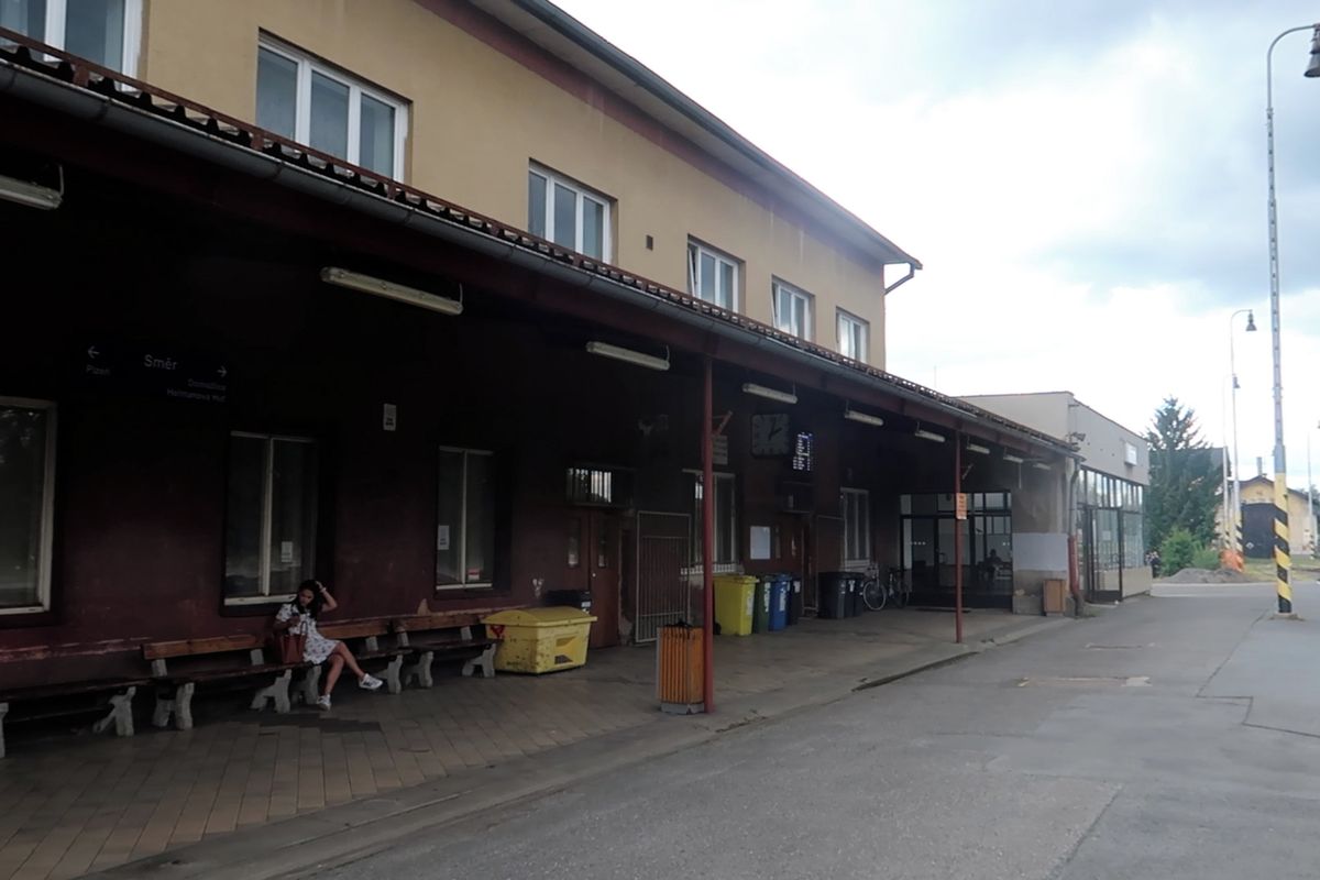 Začíná modernizace trati z Plzně do Zbůchu, v Nýřanech ale ostrouhali