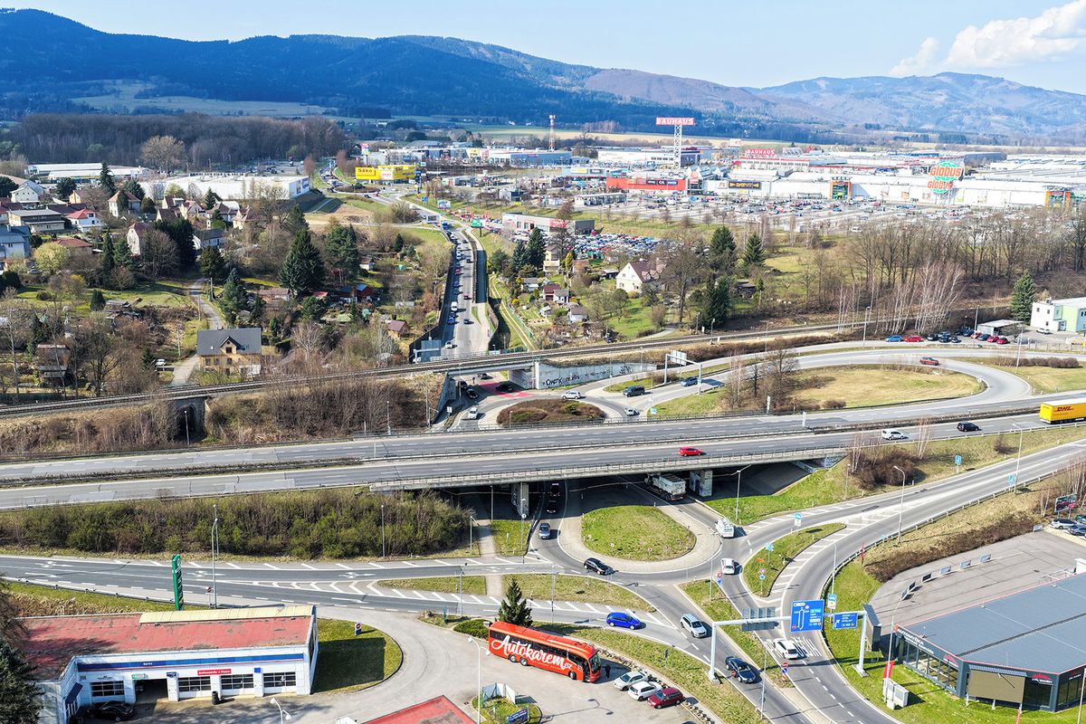 Řidiče čeká na průtahu Libercem od července další omezení 