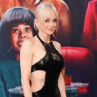 Anna Farisová v sérii Scary Movie ztvárňuje přihlouplou Cindy.
