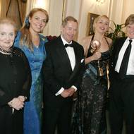 Madeleine Albrightová, Dagmar Havlová, Václav Havel, Sharon Stone a Robert Redford, rok 2005