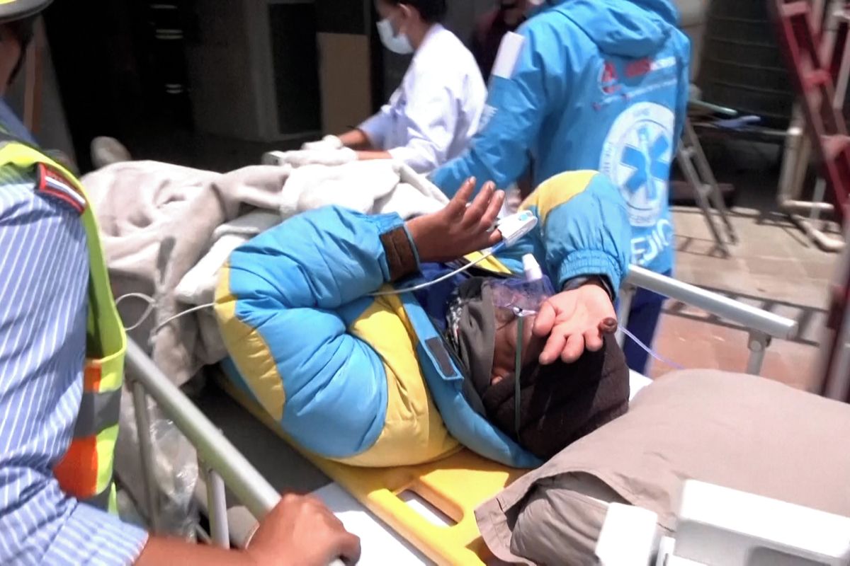 Už mu vystrojili pohřeb. Ztracený šerpa přežil na Everestu neuvěřitelných šest dní