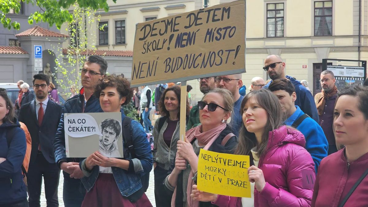 Stamiliony z boje proti covidu nakonec půjdou na opravy pražských památek a rozšíření škol