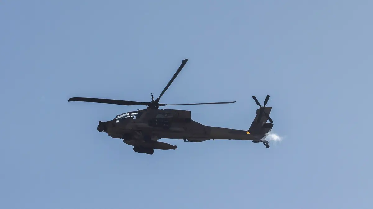 Apache u Hormuzského průlivu sestřelil Írán, tvrdí Trump. US