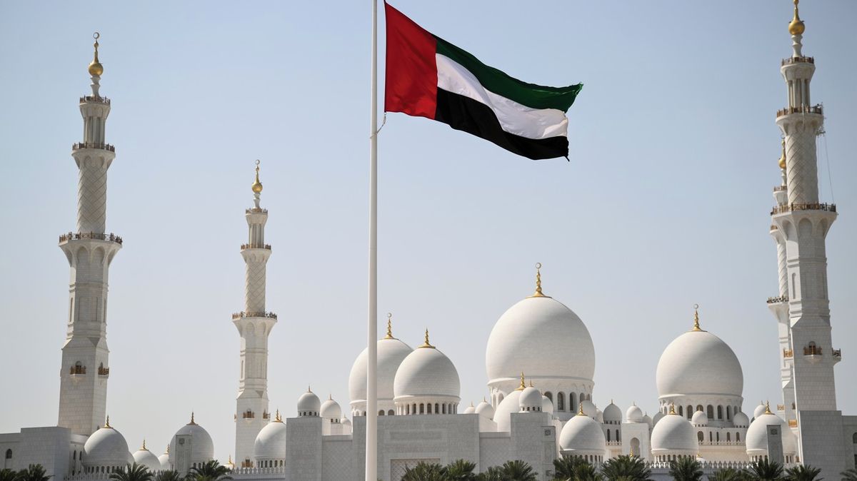 Emiráty měly poslat miliardy Íránu. Nic jsme neplatili, odmítá zprávu SAE