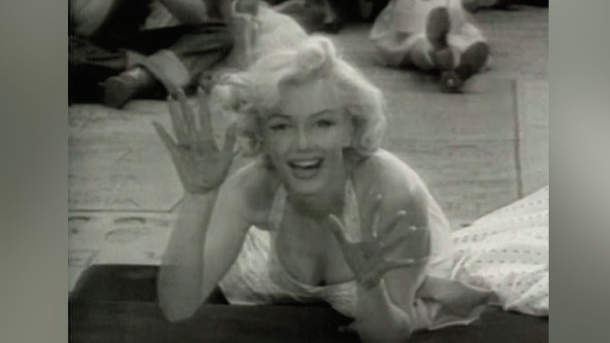 FOTO: Století sexsymbolu. Nejslavnější role a snímky Marilyn Monroe