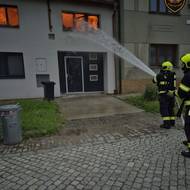 Likvidace požáru rodinného domu ve Zlobicích na Kroměřížsku