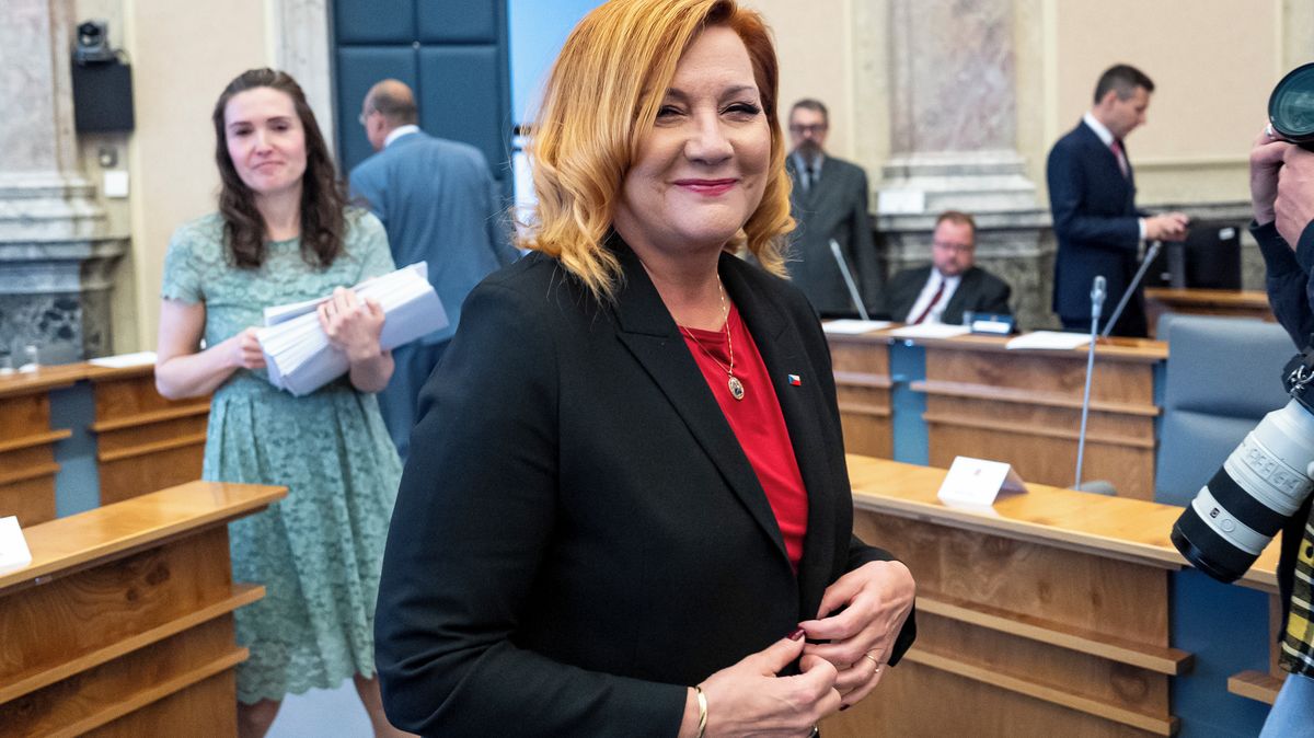 Lidé si objednali státní dluhopisy za 70 miliard, ministerstvo už chystá novou nabídku