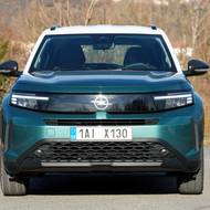 Opel Frontera je moderní SUV, které navazuje na robustní offroad.