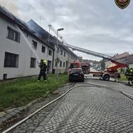 Likvidace požáru rodinného domu ve Zlobicích na Kroměřížsku