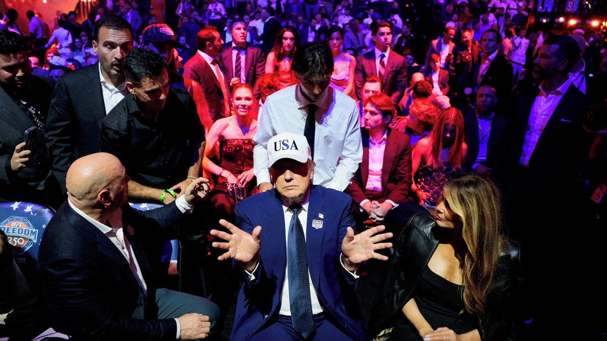 FOTO: Pompézní oslava Trumpových osmdesátin. Utratil přes miliardu