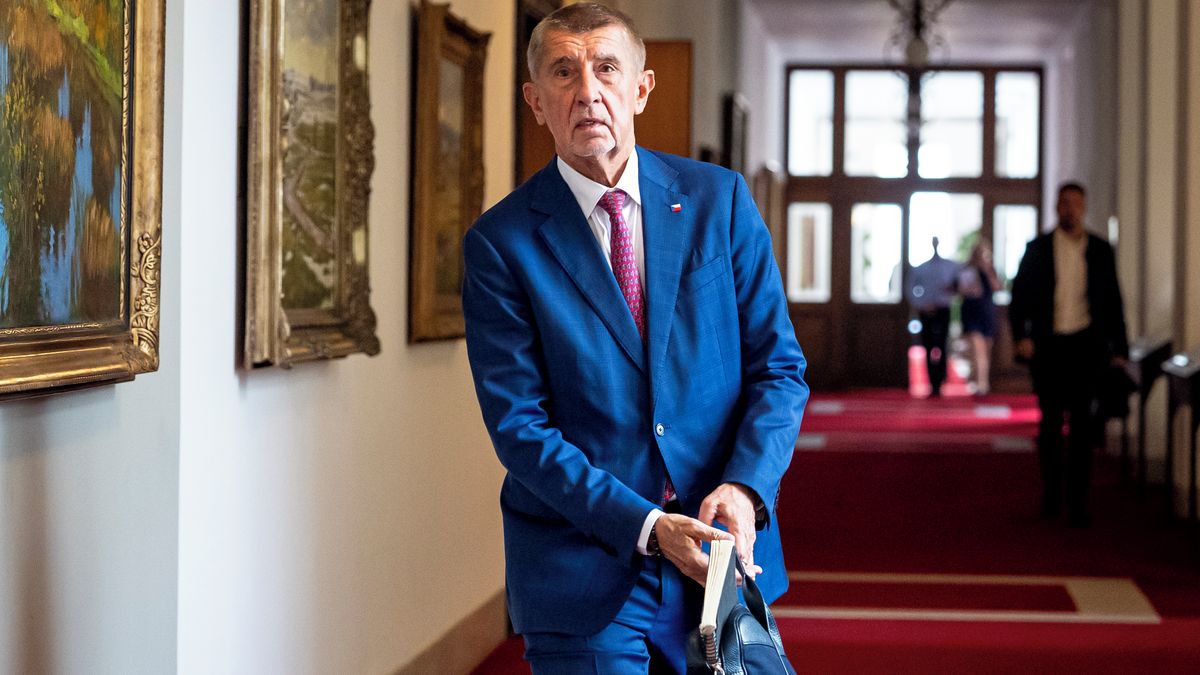Lex Ukrajina má výjimku. Jak vláda obchází dotěrné připomínkové řízení