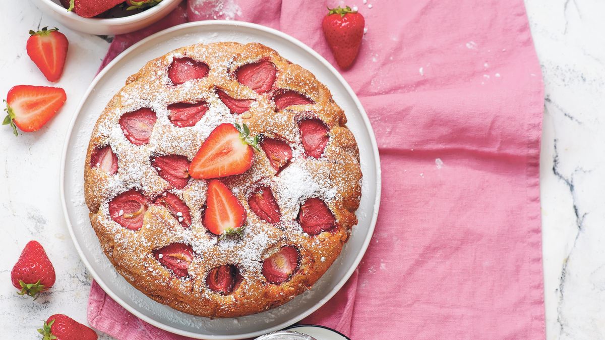 Recept na jogurtovou bublaninu s jahodami