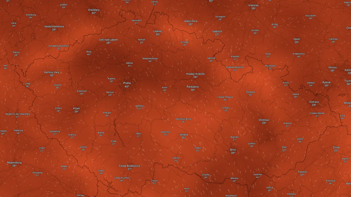 Tropická vedra trápí Česko. Pořadatelé ruší akce