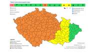 Silné bouřky, kroupy, přívalový déšť. Meteorologové vydali výstrahu
