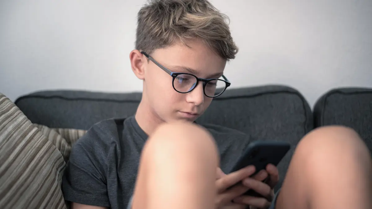 „Děti umírají.“ Kanada zakáže sociální sítě do 16 