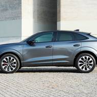 Verze Sportback se od klasického SUV liší od B-sloupku klesající linií střechy.