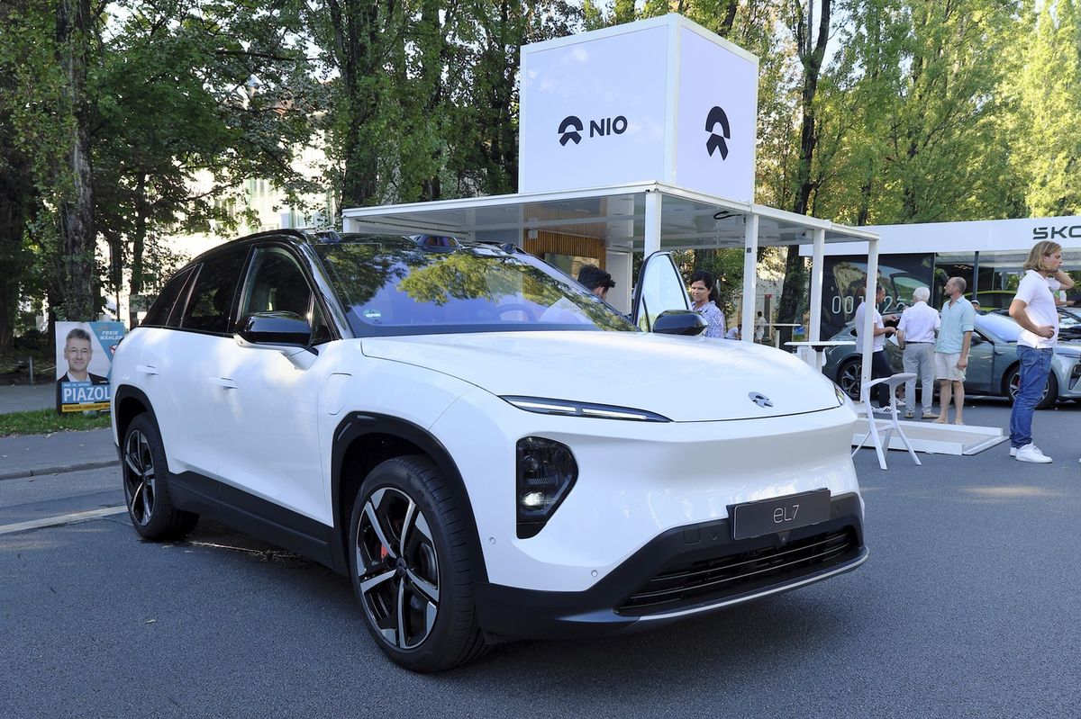 Čínské automobilky dobývají Evropu. Každé desáté nové auto prodané v květnu pocházelo od nich