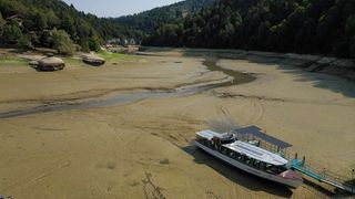 Jezero ve Švýcarsku téměř vyschlo
