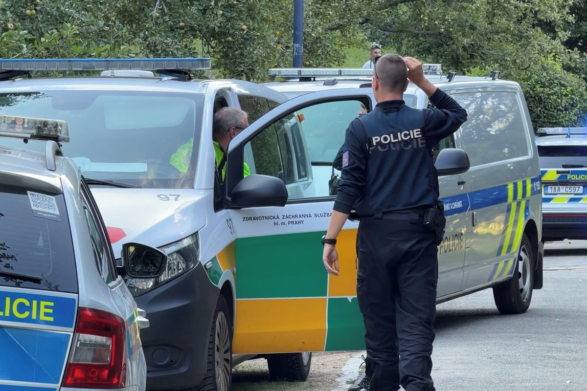 Poblíž lanovky na Petříně byl nalezen mrtvý muž