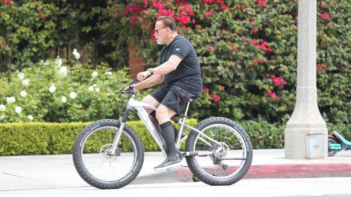 Pohyb je údržba pro celý život. Arnold Schwarzenegger radí, jak se i v 79 cítit mladý