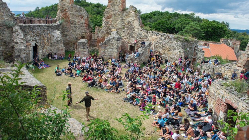 Festival Boskovice zve na Ohm Square, produkci vydavatelství Polí5 i výstavu Josefa Koudelky