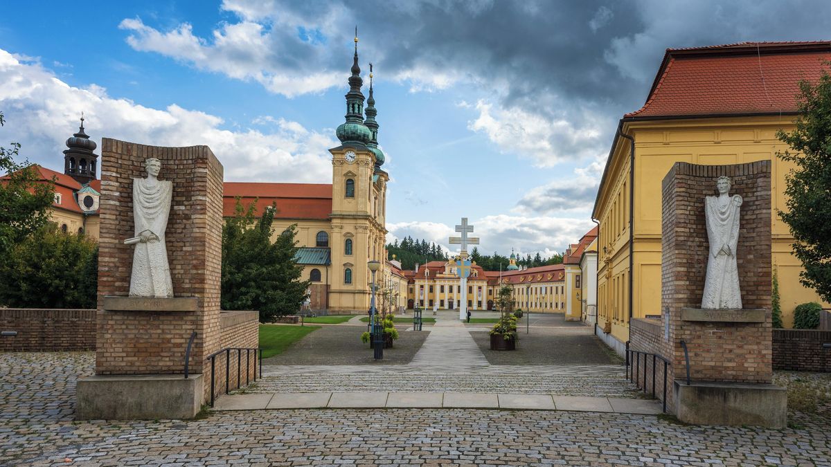 Zlínský kraj vybuduje podél stezky sv. Cyrila a Metoděje odpočívky i nocoviště 