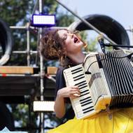 Rozálie zahájila dění na nové Steel Stage. 