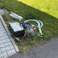 Smrtelný úraz elektrikáře v Teplicích nad Metují