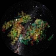 Jak velkou část oblohy dokáže Observatoř Very C. Rubin pozorovat během jednoho týdne? Tato mapa ukazuje jeden reprezentativní týden pozorování observatoře.