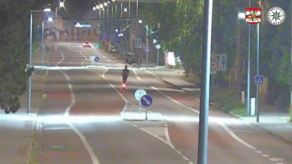 Alkohol za řídítka nepatří, varuje policie. Zveřejnila noční nehodu z Břeclavi