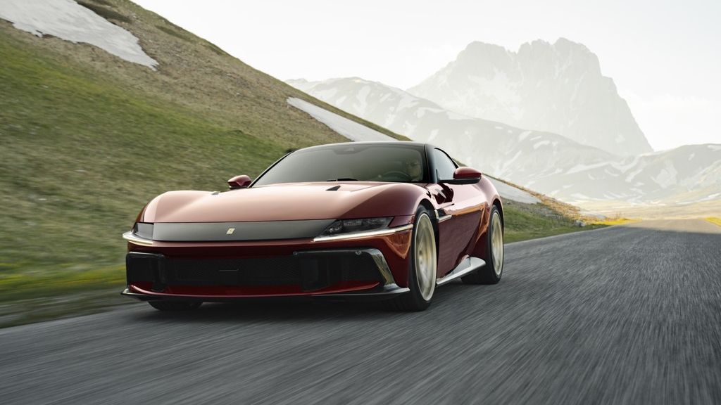 Ferrari vymyslelo falešnou manuální převodovku, automat se spojkovým pedálem