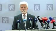 Pavel naznačil, že by mu vláda mohla zatajit, o čem se bude mluvit