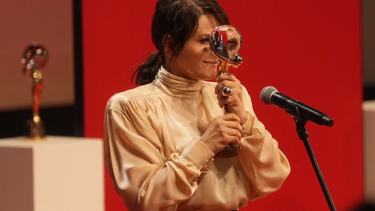 Karlovarský festival vyhrál snímek o textilních dělnicích v Myanmaru. Mluvilo se o ČT, Ukrajině i Gaze