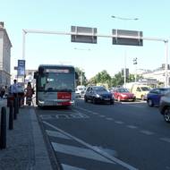 Omezení se mají dotknout také autobusů.