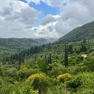 Corfu Trail není náročná trasa, a přesto vás odmění nádhernými výhledy.