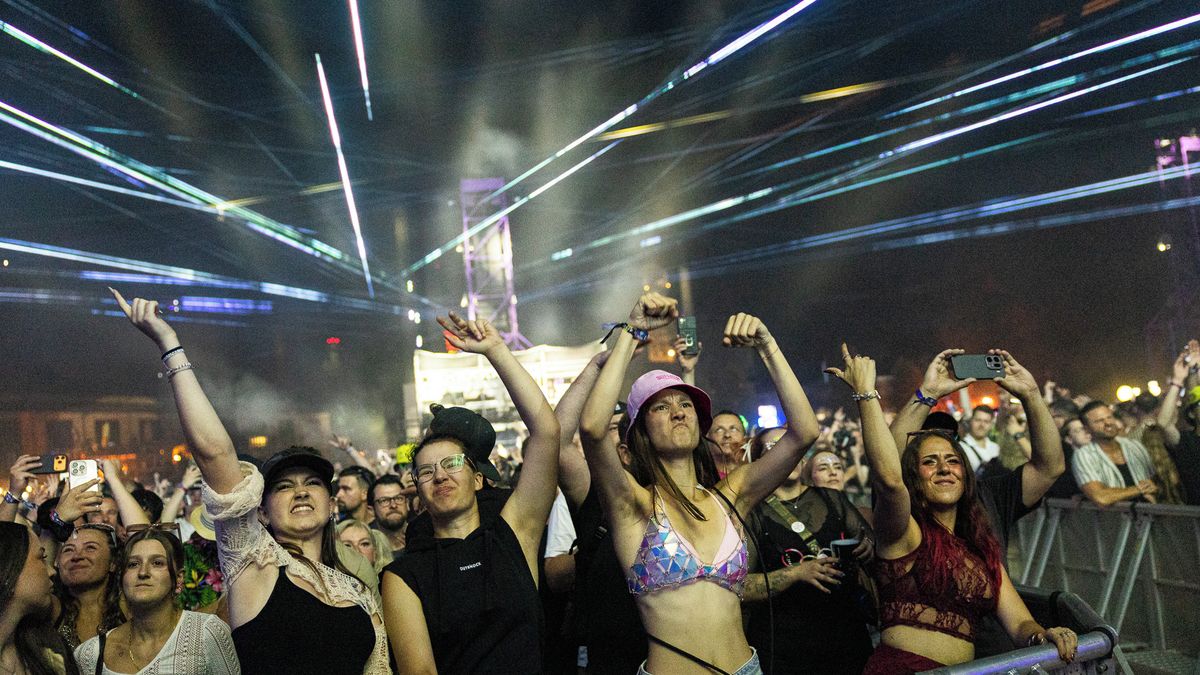FOTO: Intenzivní techno jízda Lilly Palmer a taneční extáze na Beats for Love