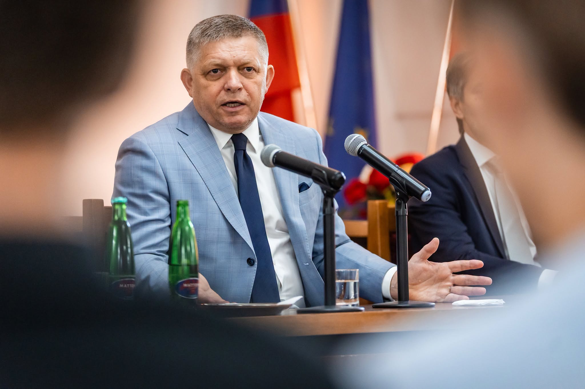 Fico: Slovensko chce od ČEZ koupit podíl ve firmě chystající v zemi stavbu elektrárny