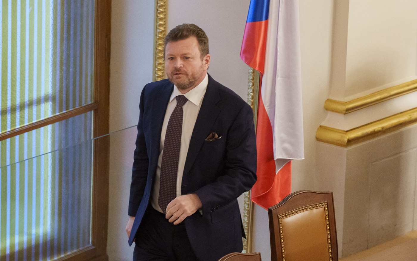 Ve Sněmovně se vede boj o maximální částku, kterou lidé zaplatí za úvěry