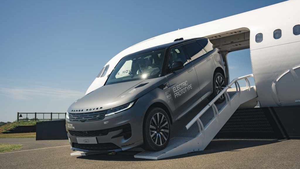 Land Rover ukázal druhý elektromobil, doplní pestrou nabídku motorizací