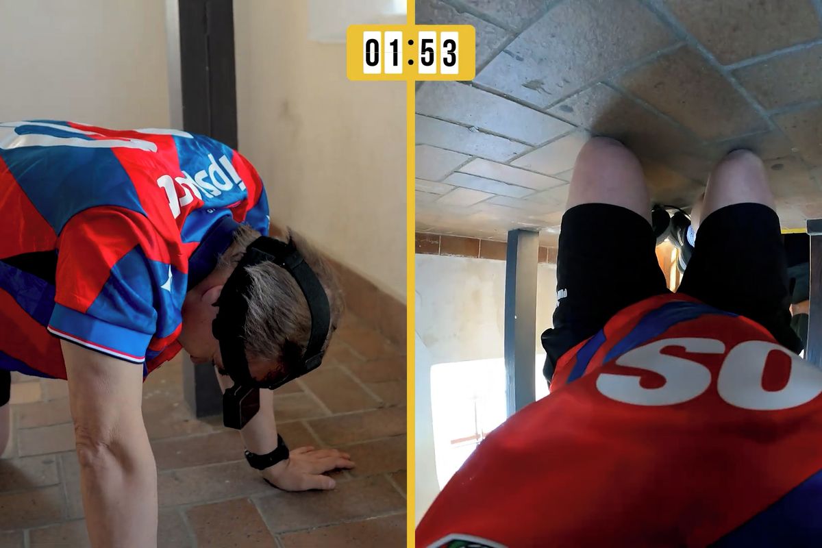 Plzeňský biskup zdolal nejvyšší kostelní věž v ČR. „Zkuste mě předběhnout,“ vyzval 