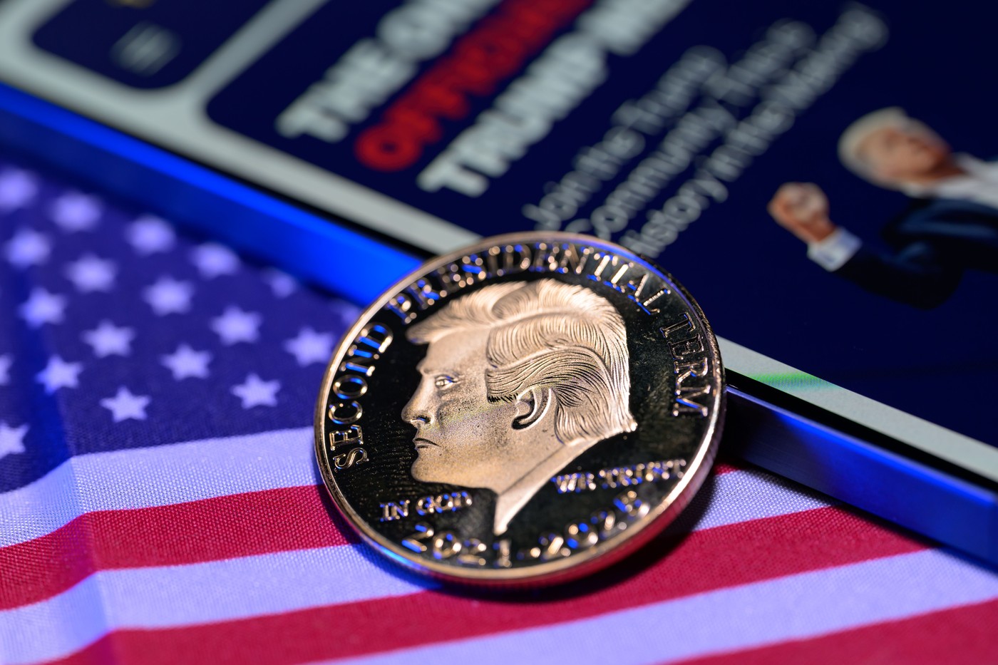 Trump zbohatl, jeho fanoušci ale místo zisku na kryptu počítají ztráty
