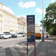 Náhradní autobusové zastávky budou v Opletalově ulici.