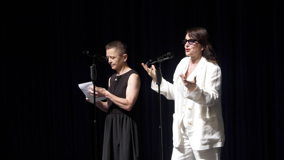 OBRAZEM: Juliette Binocheová ve Varech doprovodila film Tři barvy: Modrá slzami
