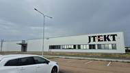 Plzeňský závod vyrábějící součástky pro světové automobilky propustí stovky lidí