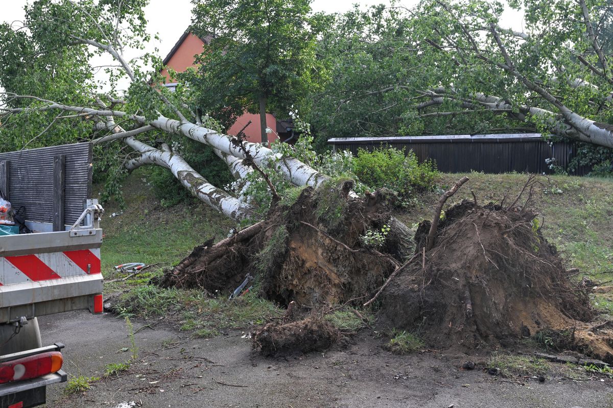 V Německu řádila tornáda. Bouřky mají jednu oběť