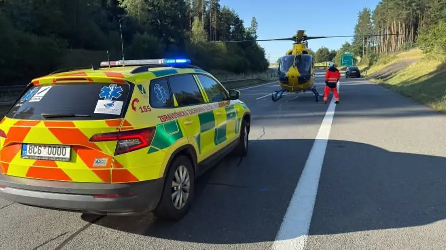 Helicopter Lands After Car Flips Over Roof in Crash on D3 Highway