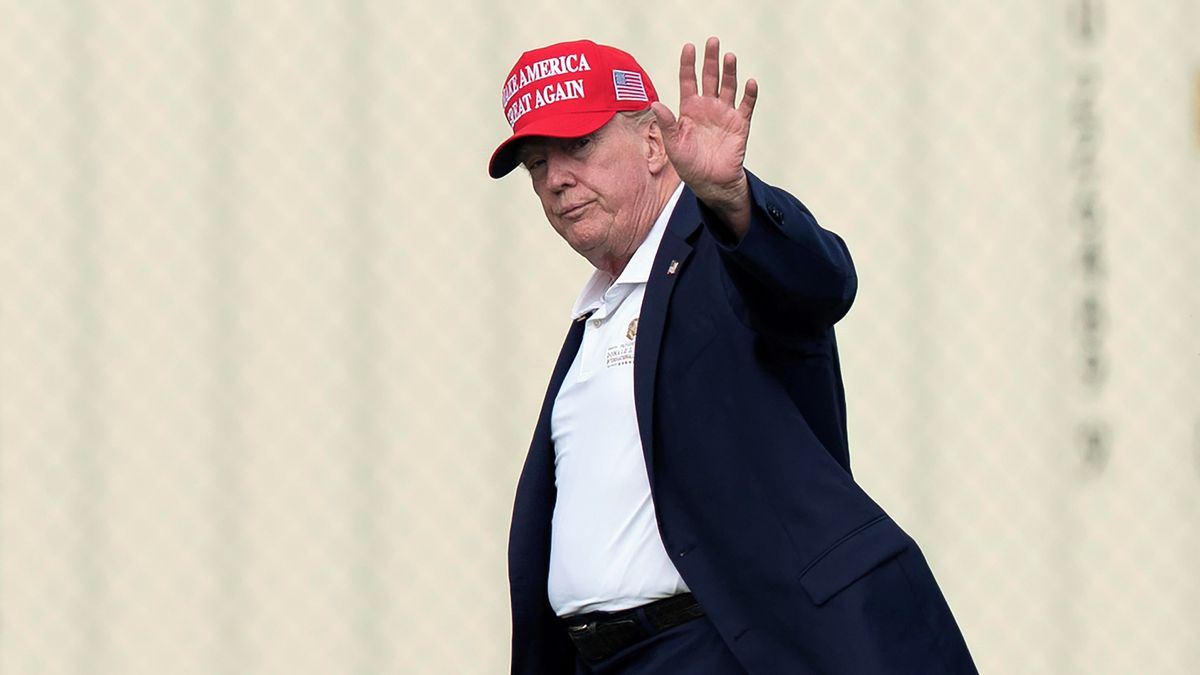 Trump zdvojnásobí cla na kanadská auta a díly