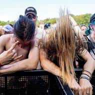 Ve staré josefovské pevnosti u Jaroměře začal 5. srpna 2026 metalový hudební festival Brutal Assault