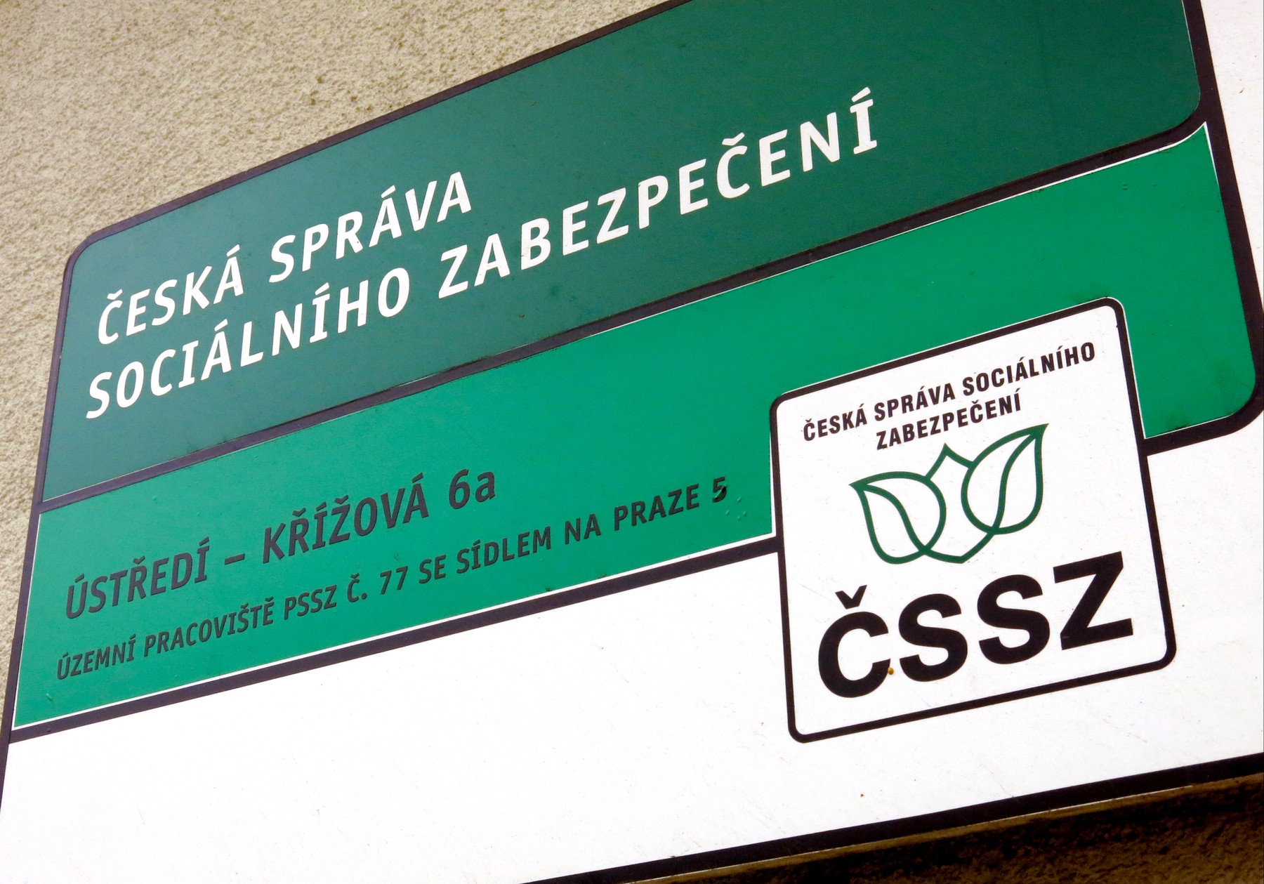 Oznámení o zvýšení penze zašle sociálka poštou jen na základě žádosti