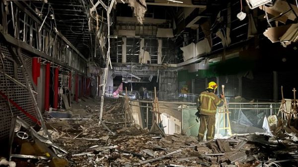 Rusové oplácejí. Zasáhli obchodní středisko u Dnipra